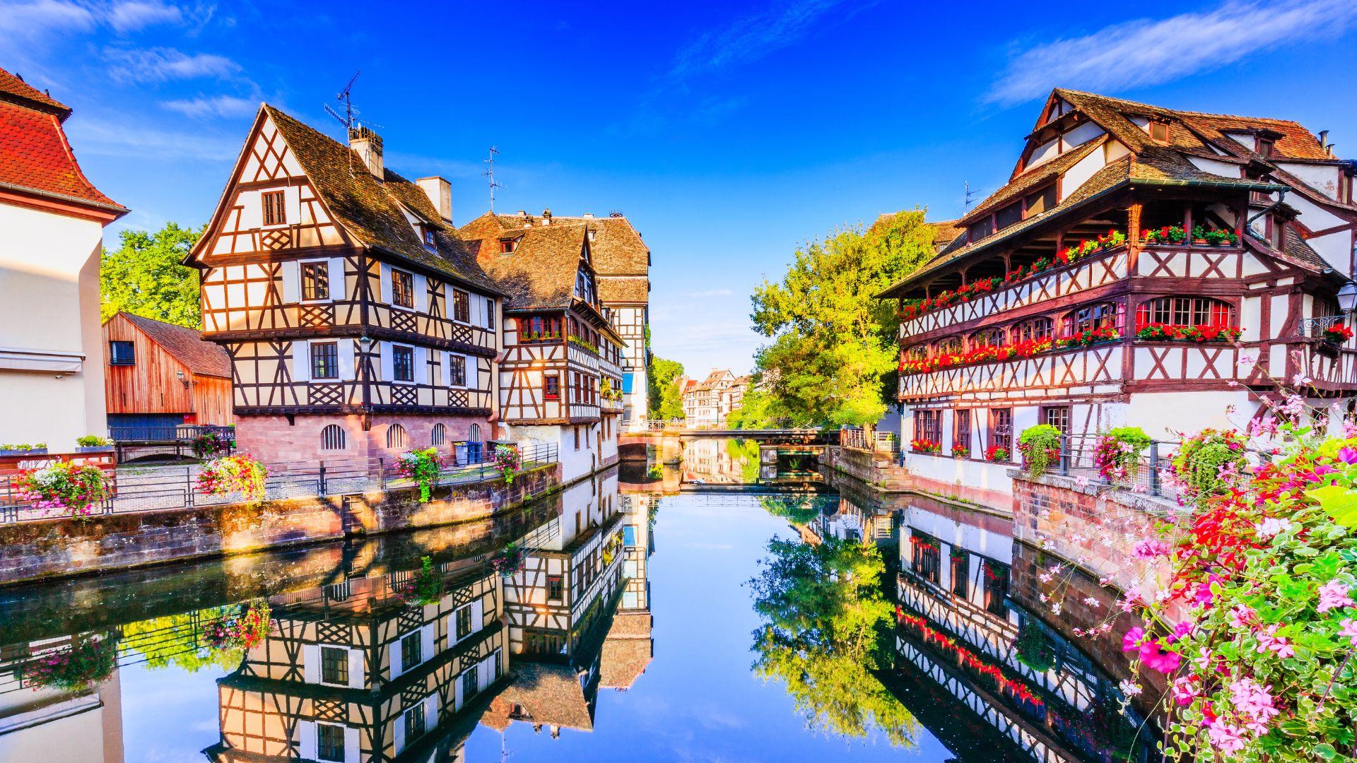 ELEGANT BENELUX & PARIS & ALSACE Türk Hava Yolları ile 7 Gece