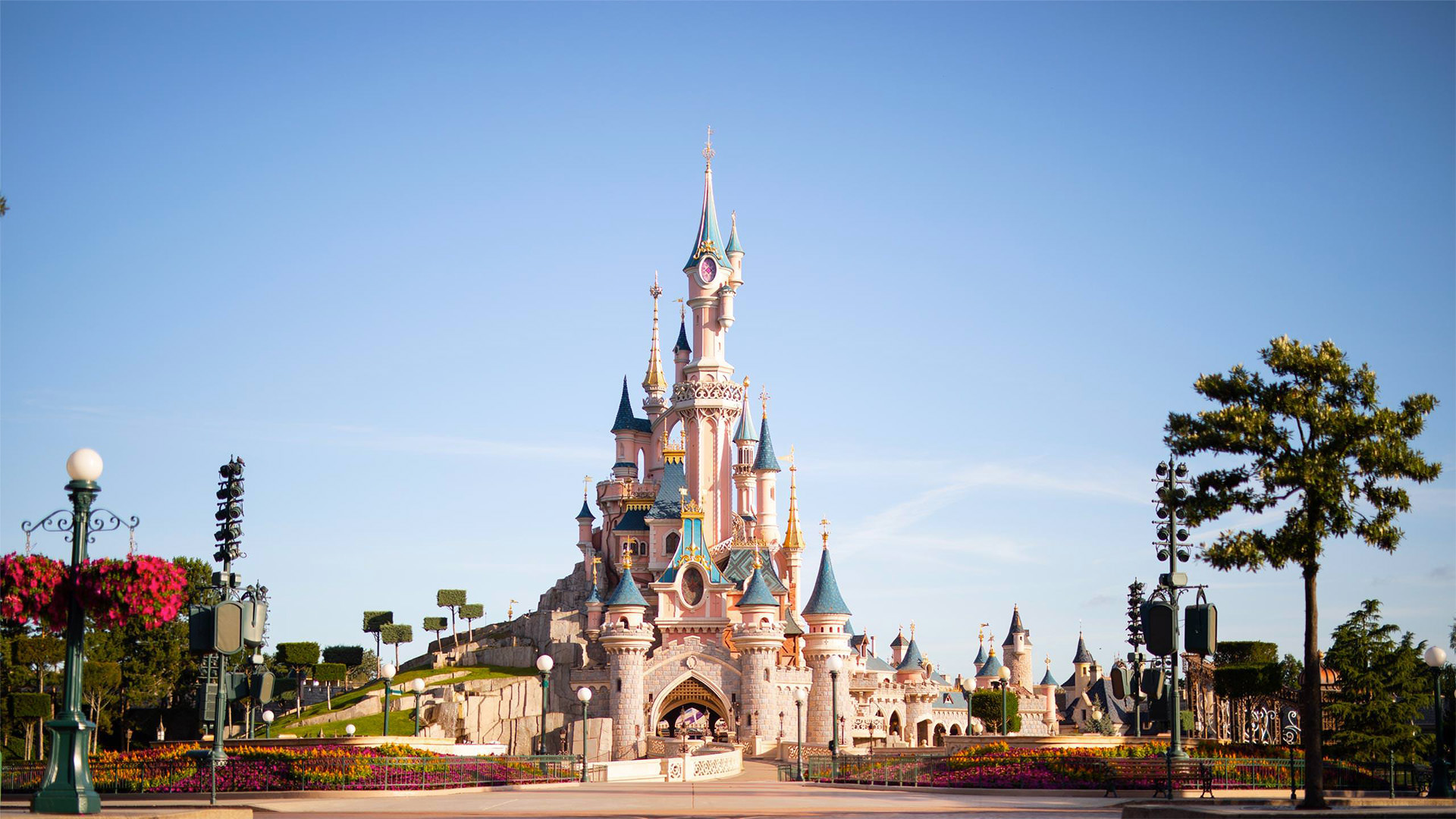 PARİS & DISNEYLAND TURU Pegasus Havayolları ile 4 gece-ory-ory